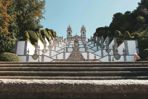 Braga e Guimarães: Visita guiada + Transfer + Almoço
