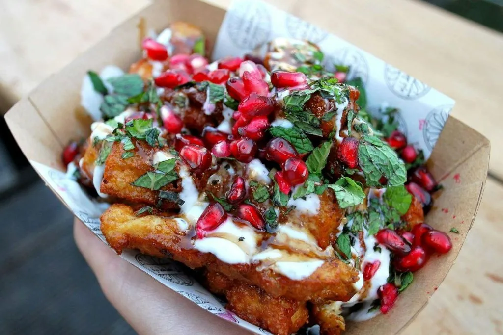 London: Camden Market & Southbank Guided Bike & Food Tour