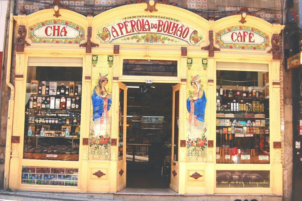 Porto: Tour guiado de comida e vinho + degustação
