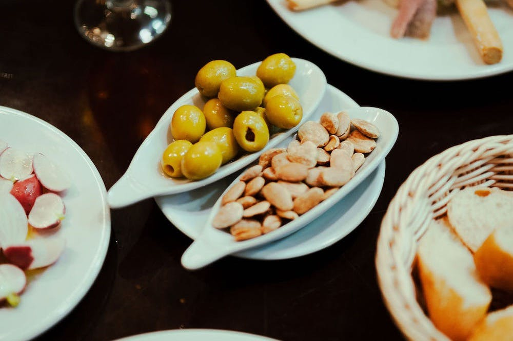 Valencia: Small-Group Evening Tapas Crawl
