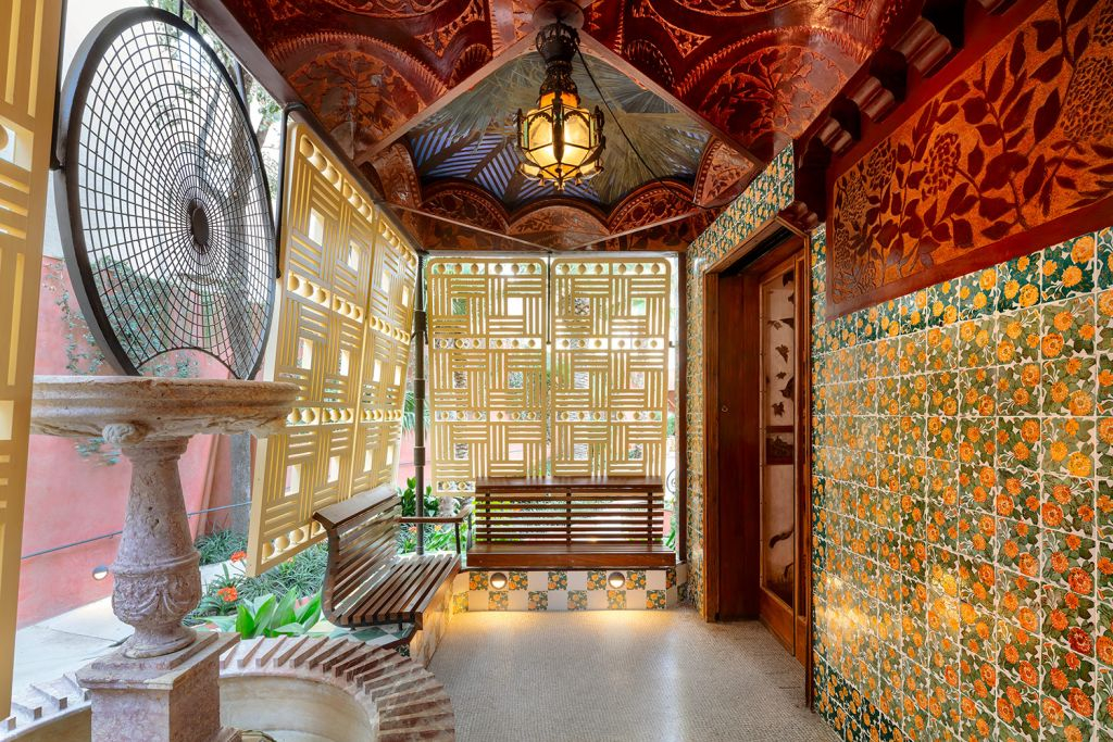 3 Houses of Gaudí