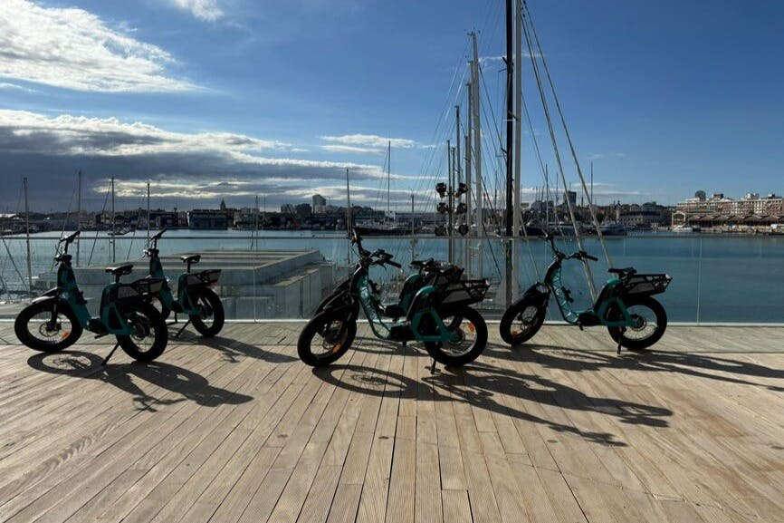 Valencia: Yamaha Premium E-bike Rental