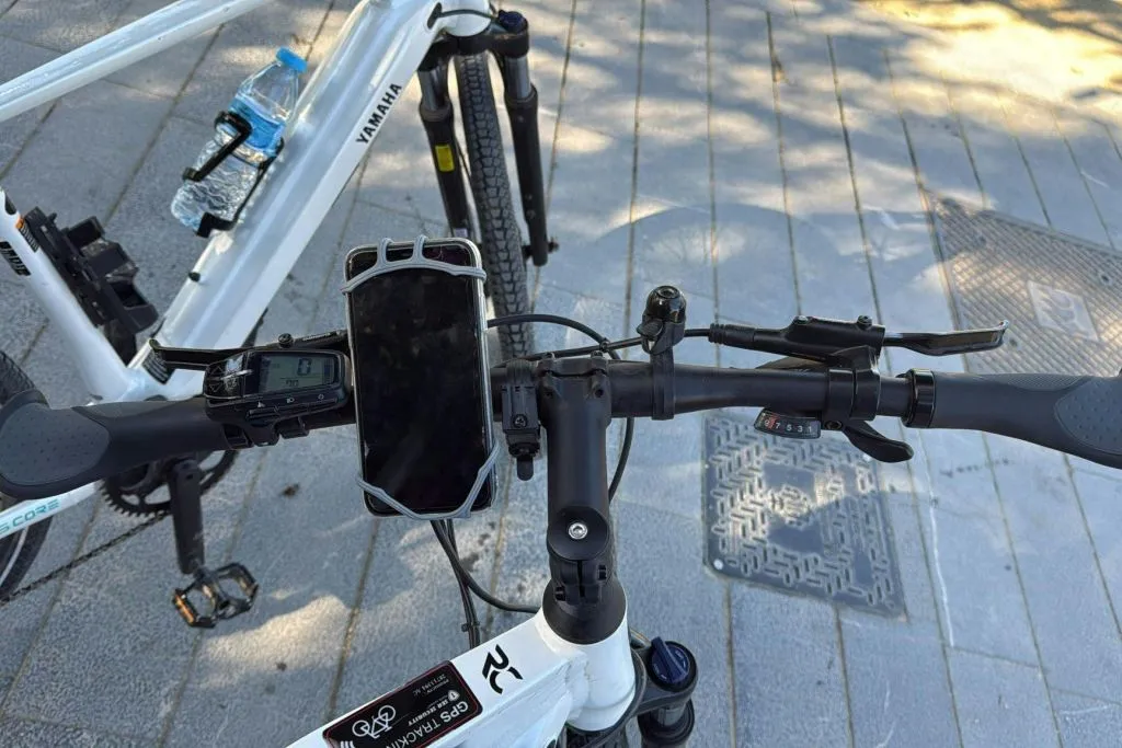 Valencia: Yamaha CrossCore RC Electric Bike Rental