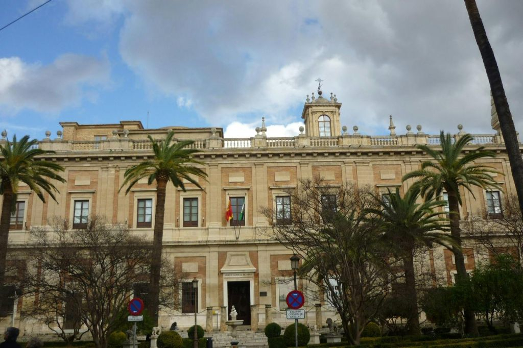 Archivo de Indias Seville & Torre del Oro: Entry Ticket + Guided Tour