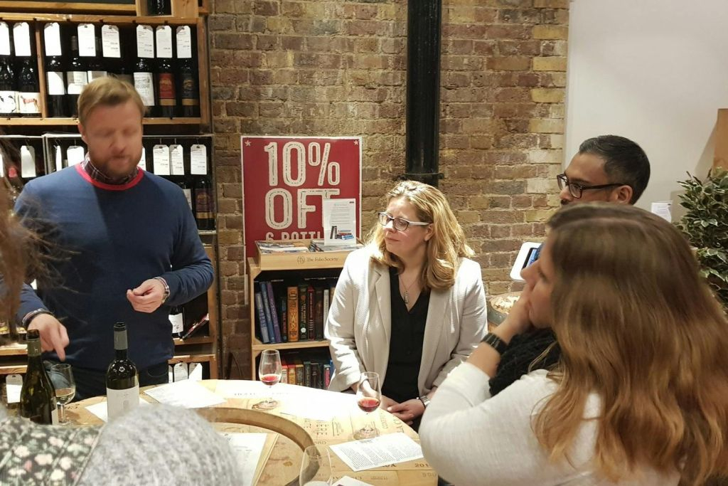 London: Guided Historic Pub Experience