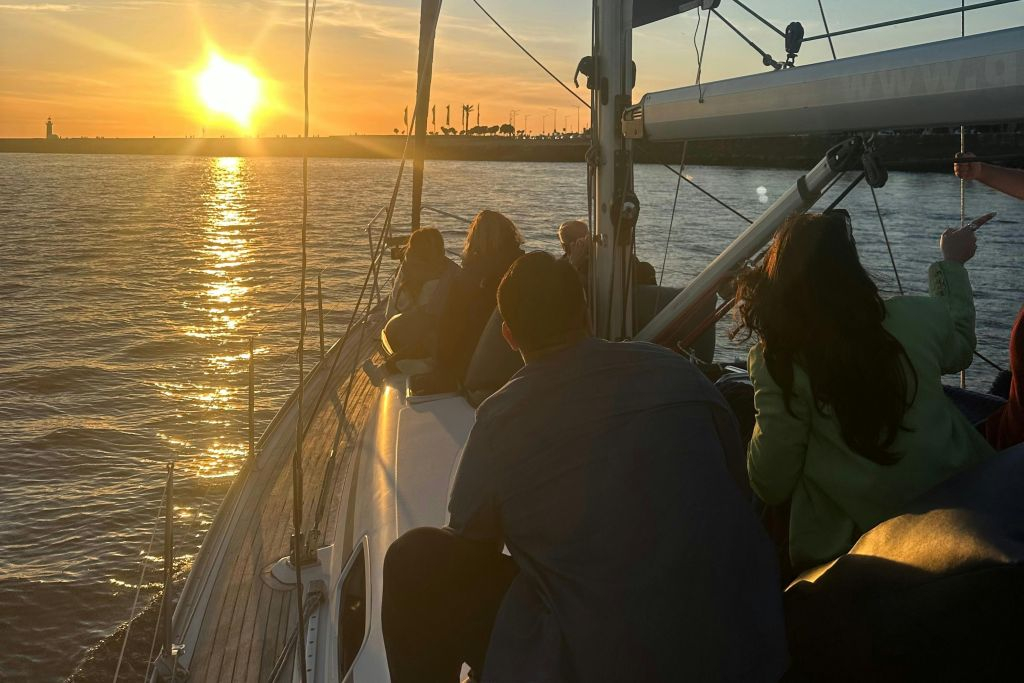 Porto: Cruzeiro de 2 horas ao pôr do sol no rio