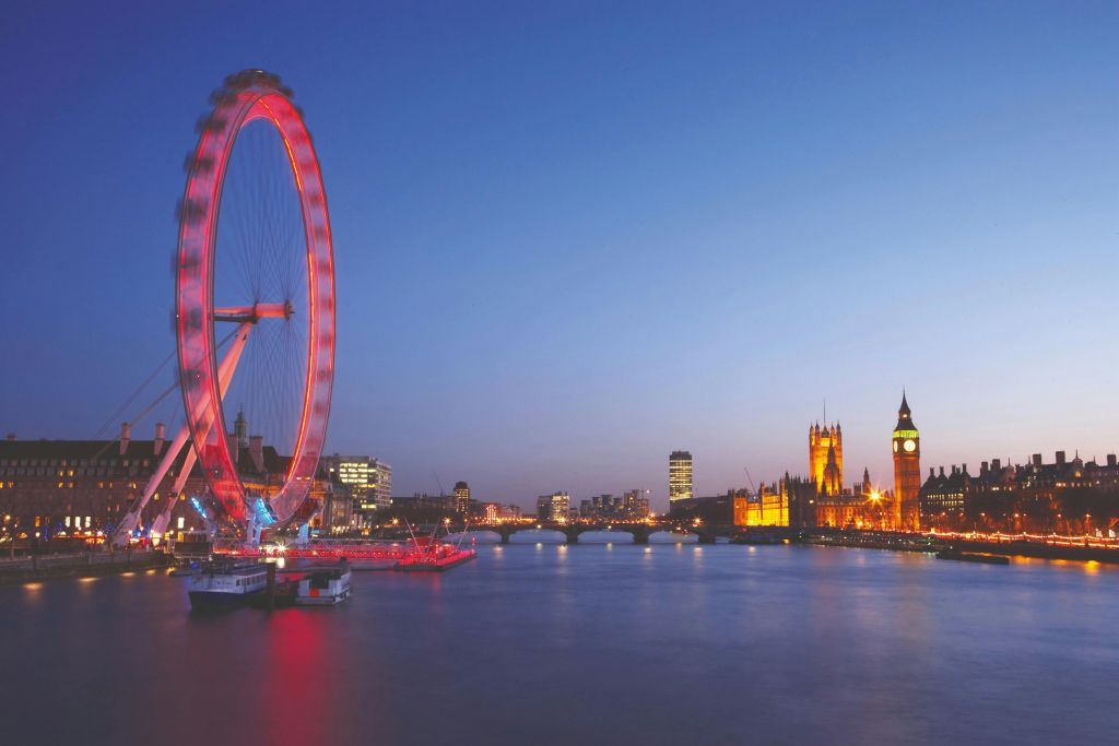 Londra: Tour guidato notturno in autobus scoperto
