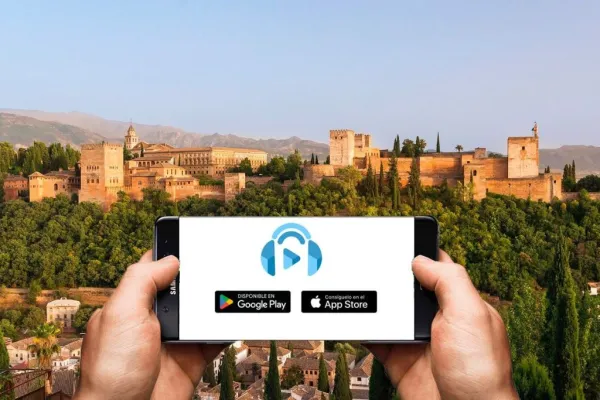 Alhambra e Palazzi Nasridi: biglietto d’ingresso + app di audioguida