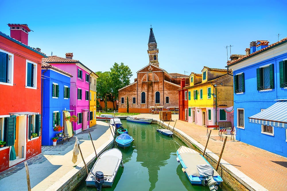 Murano e Burano: tour in barca + dimostrazione di soffiatura del vetro dalla stazione ferroviaria