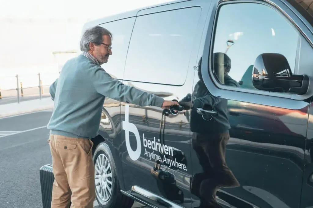 Lisbon: Transfer To/From Airport to Cascais, Sintra & Estoril