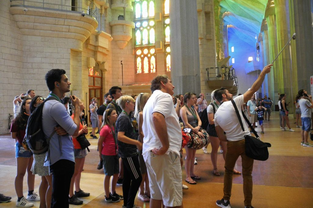 Sagrada Familia & Park Güell: Guided Tour