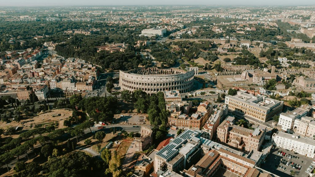 Colosseo, Foro Romano e Palatino + Tour guidato per piccoli gruppi