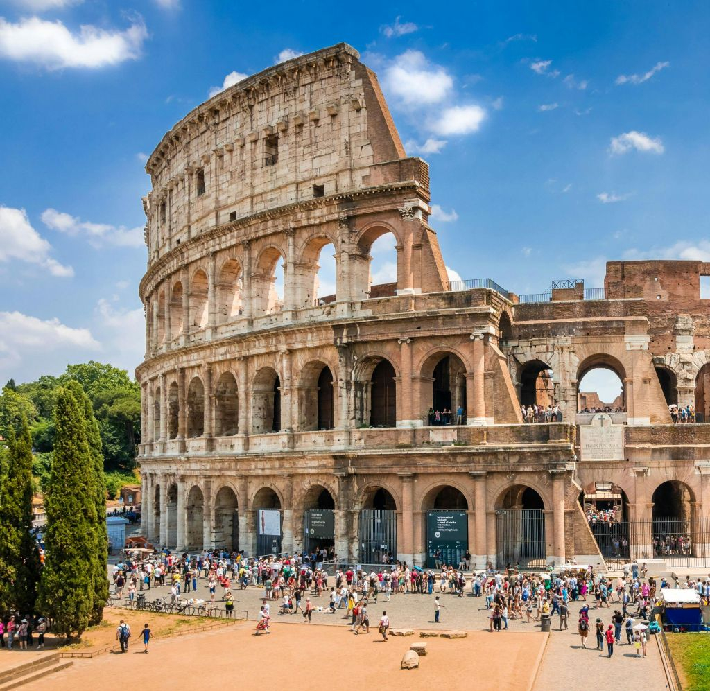 Colosseo, Foro Romano e Palatino + Tour guidato per piccoli gruppi