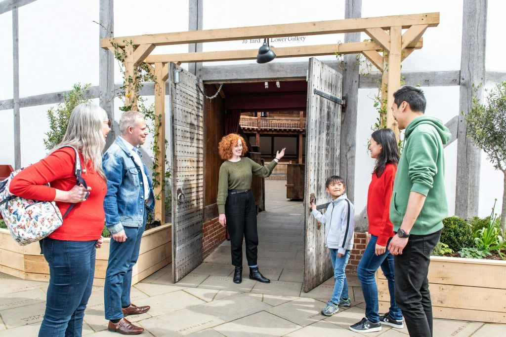 Shakespeare's Globe: Story & Tour