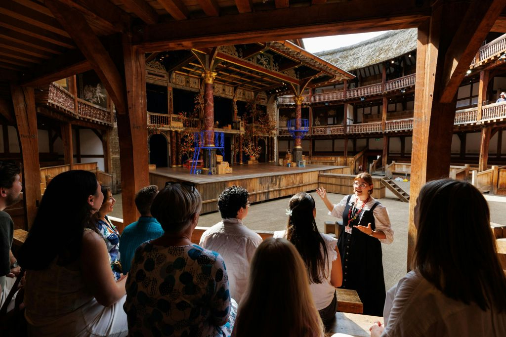 Shakespeare's Globe: Story & Tour