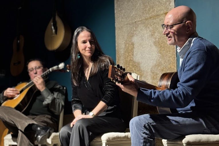 Estação de São Bento: Spettacolo di Fado del Presidencial con vino di Porto