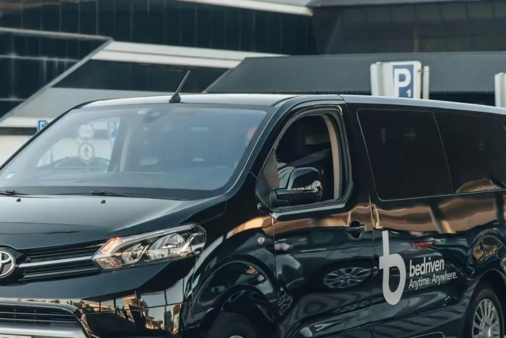 Porto: Private Transfer from Airport to/from Gaia
