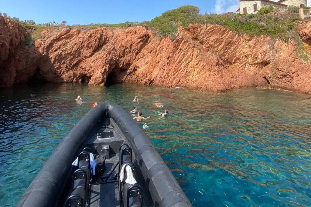 Calanques Estérel : Excursion en bateau de 1,5 heure