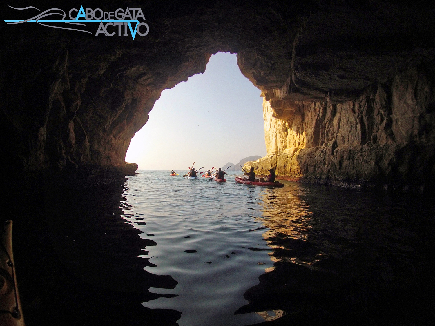 Rutas guiadas en kayak en Cabo de Gata