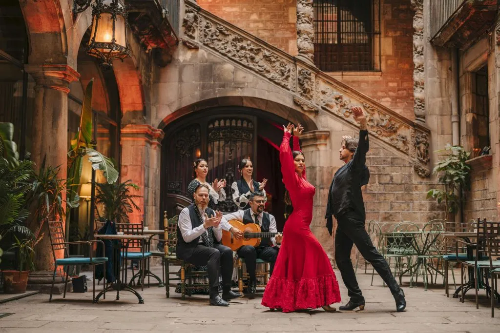 Palau Dalmases: Flamenco Show