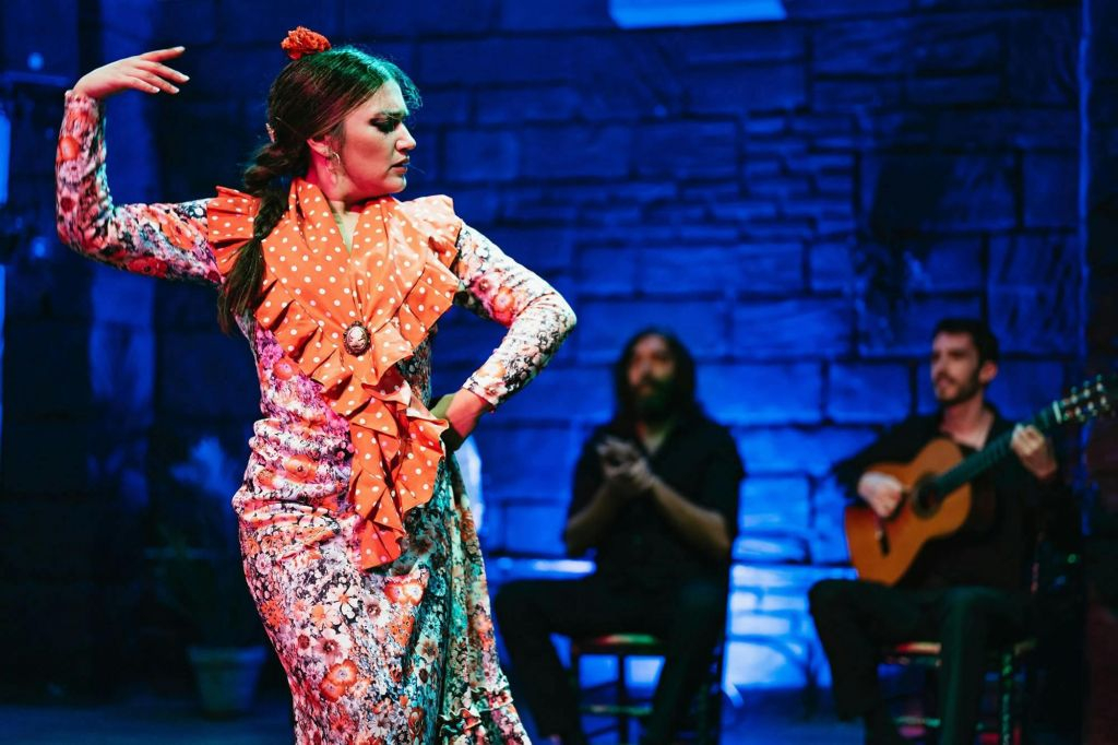 Triana Siviglia: Spettacolo di Flamenco Baraka + Drink