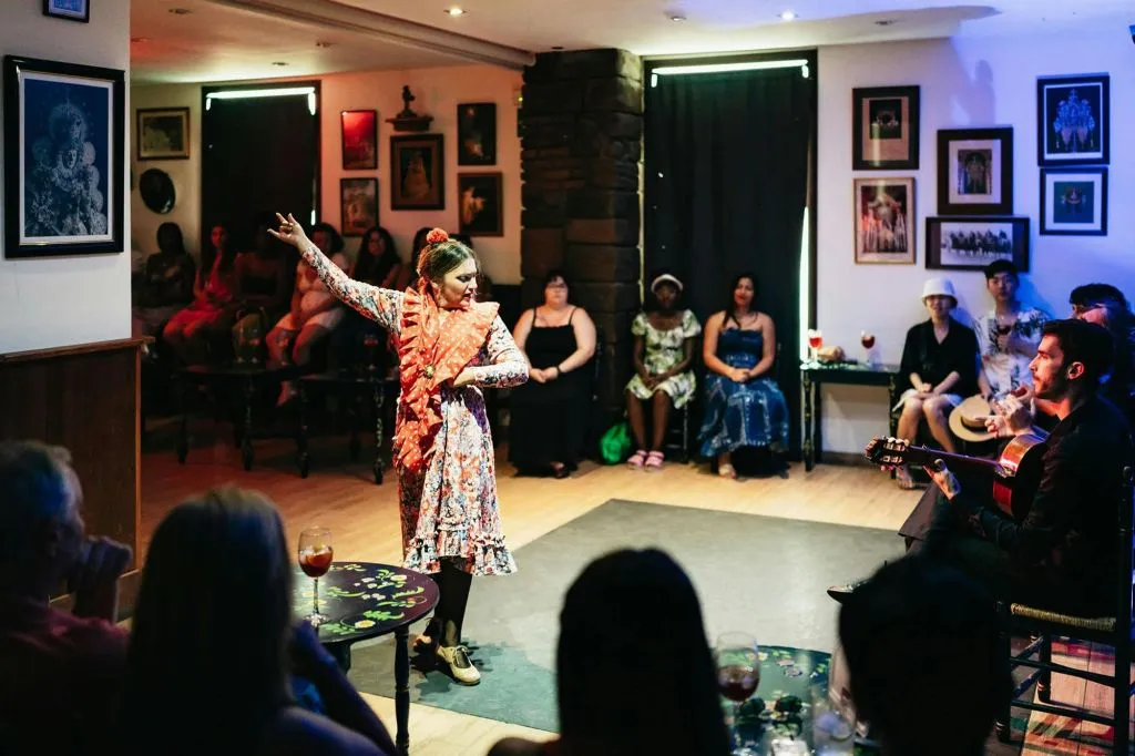 Triana Sevilla: Espectáculo Flamenco Baraka + Bebida