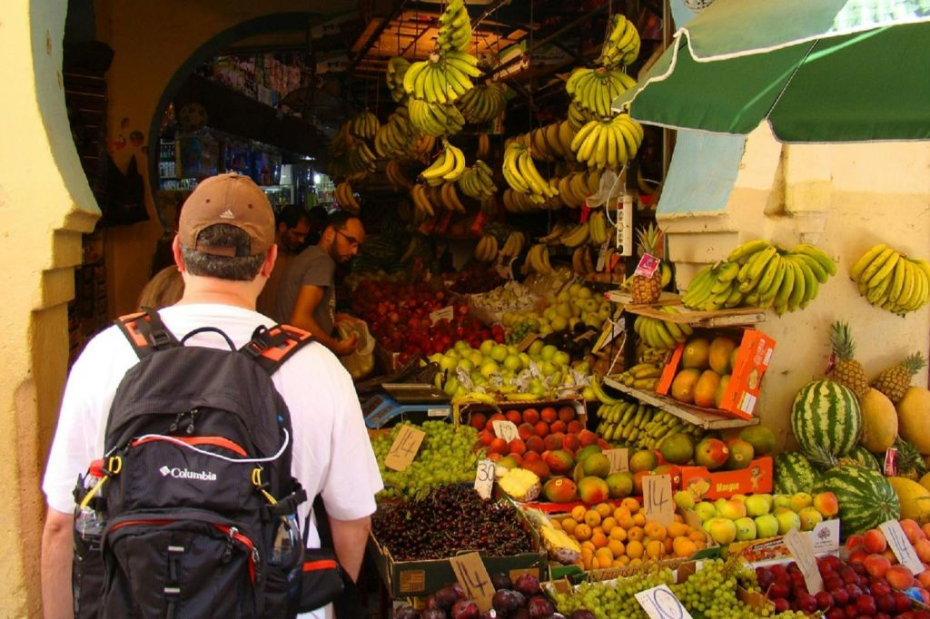 Tangeri: Gita guidata di un giorno da Siviglia + viaggio in traghetto + pranzo