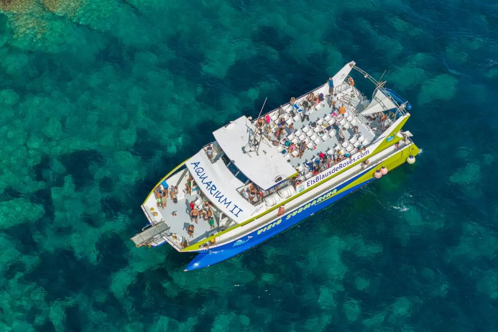 Costa Brava: Excursión en barco de 2,5 horas + Visita a la Cueva Secreta