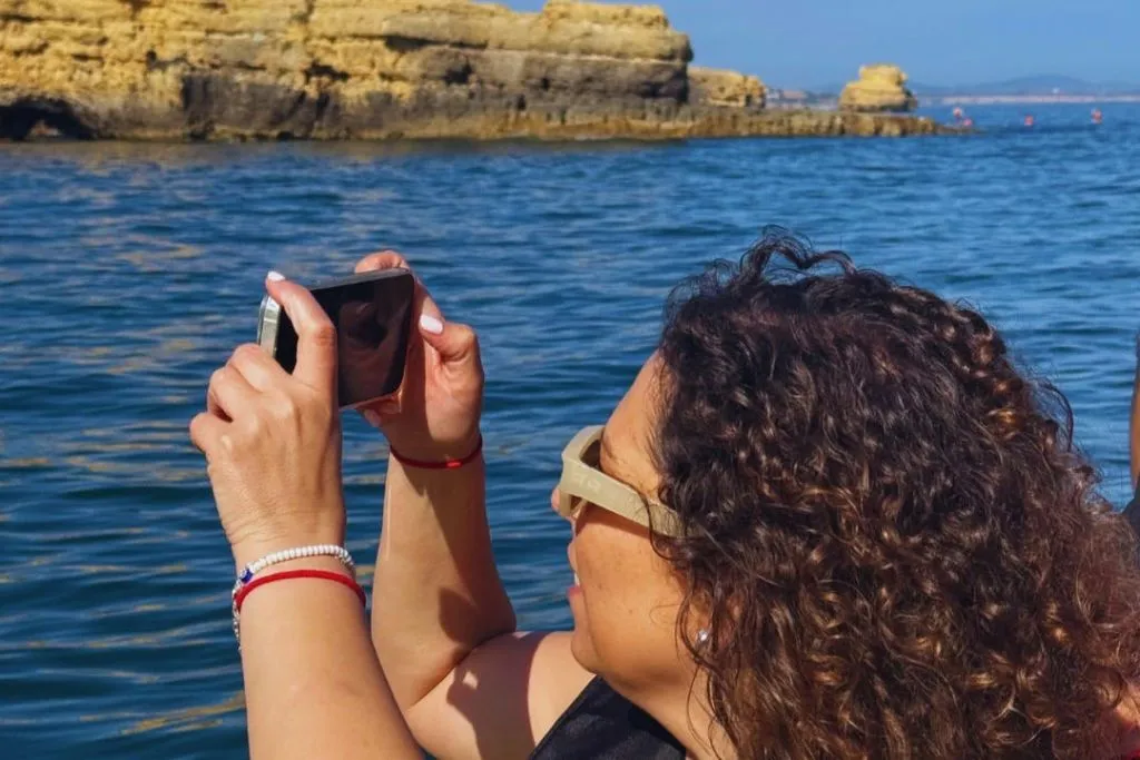 Gruta de Benagil, Praia da Marinha e Observação de Golfinhos