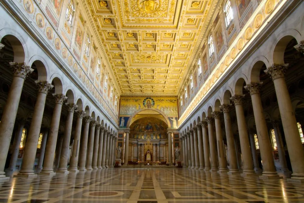 Rome: The Three Papal Basilicas & Holy Stairs Guided Tour