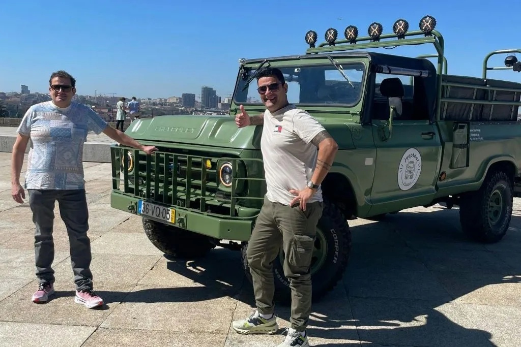 Porto & Gaia: Guided Jeep Tour