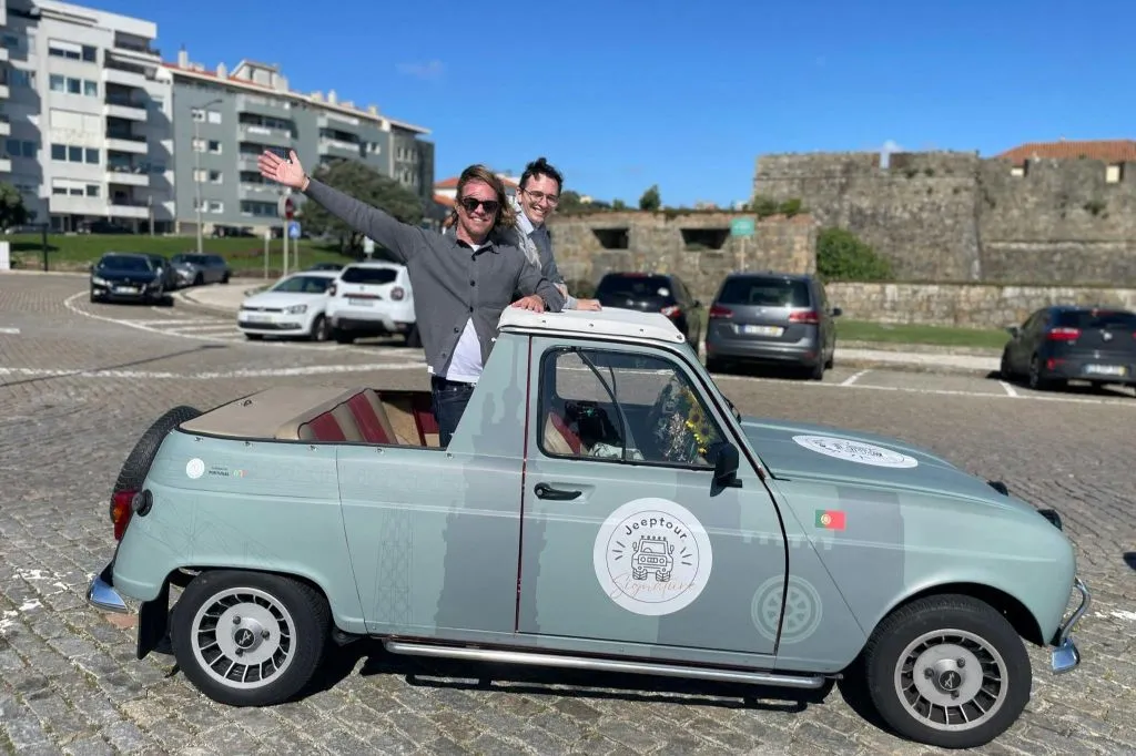 Porto & Gaia: Guided Jeep Tour
