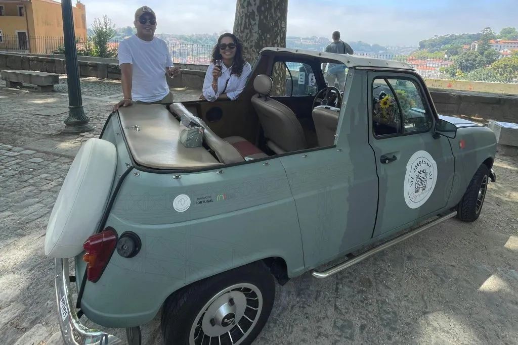 Porto & Gaia: Guided Jeep Tour