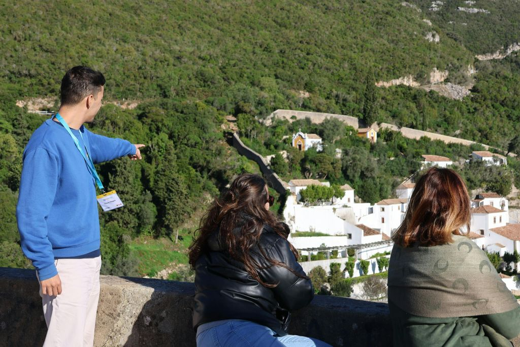 Arrabida Natural Park: Guided Tour + Transfer + Wine Tasting