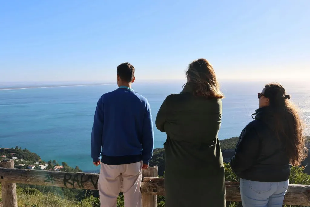 Arrabida Natural Park: Guided Tour + Transfer + Wine Tasting