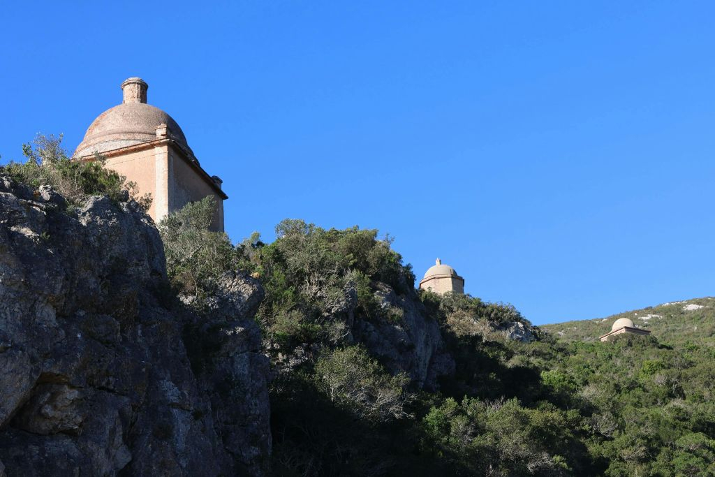Arrabida Natural Park: Guided Tour + Transfer + Wine Tasting