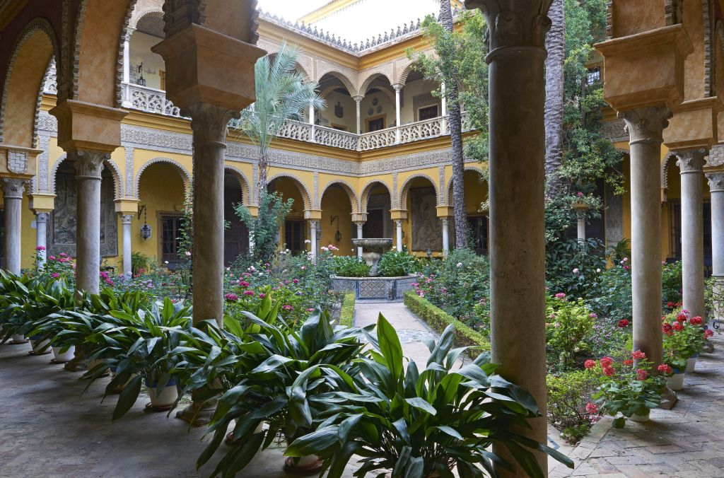 Palacio de las Dueñas: Entry Ticket + Audio Guide App
