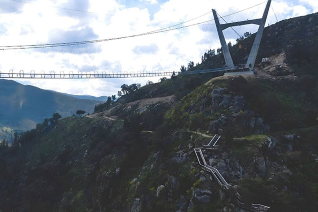 516 Ponte de Arouca e Passadiços do Paiva: Visita guiada a partir do Porto + Almoço