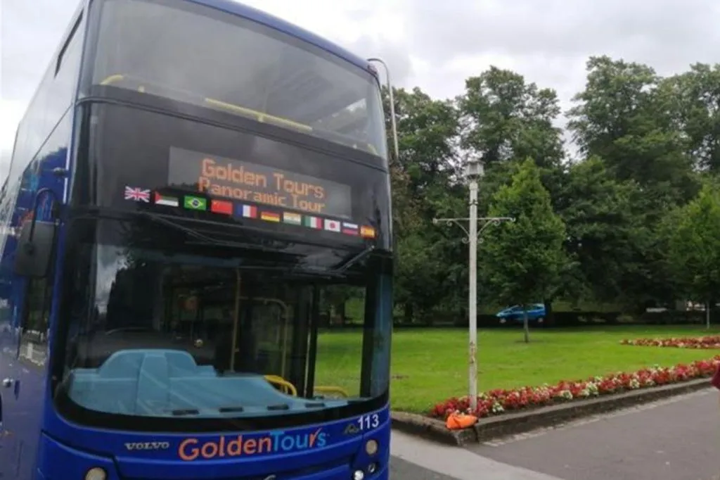 Windsor London: 24-Hr Open Top Hop-on Hop-off Bus Tour + Audio Guide