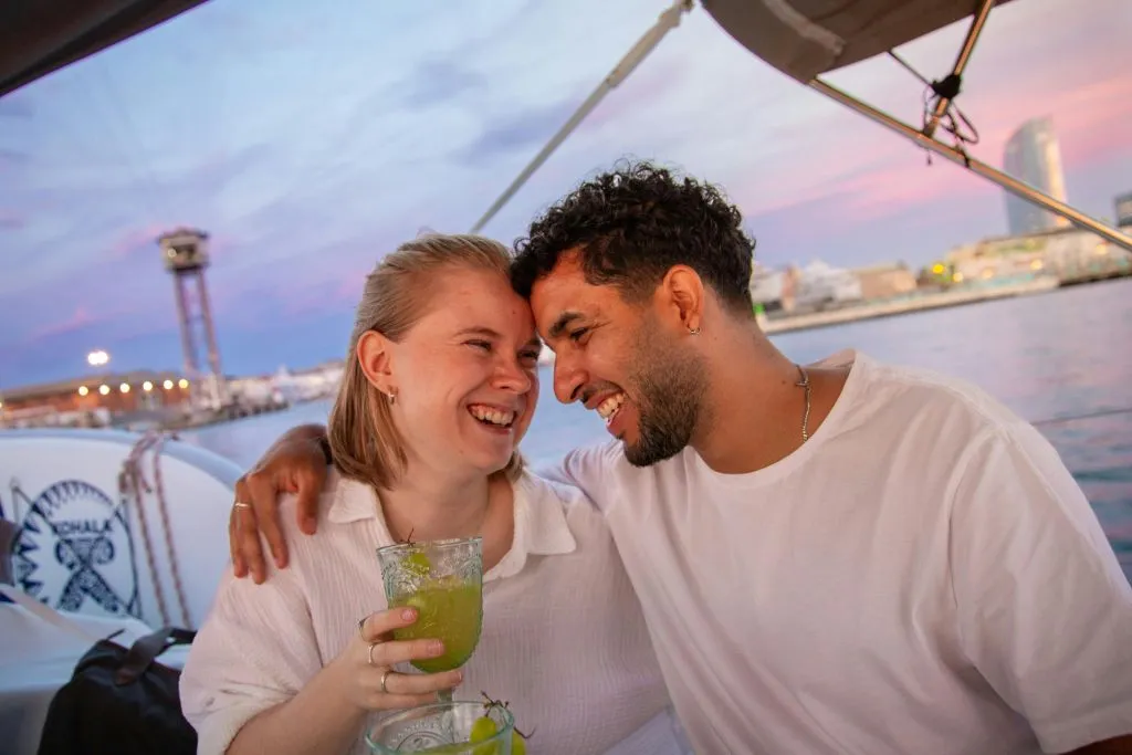 Barcelona: Sunset Sailing Experience + Snacks & Drinks