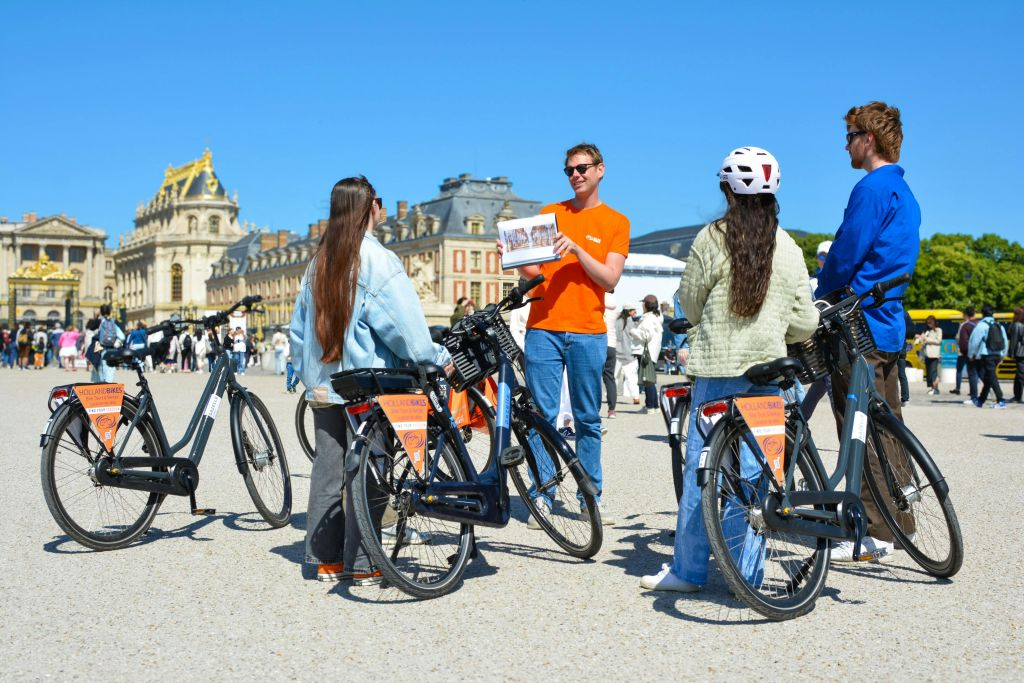 Versailles Paris: Guided Bike Tour