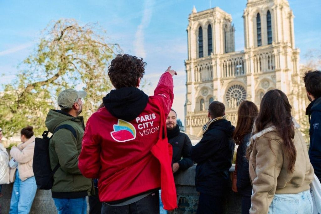 Île de la Cité Parigi: Tour guidato + audioguida della Cattedrale di Notre-Dame di Parigi