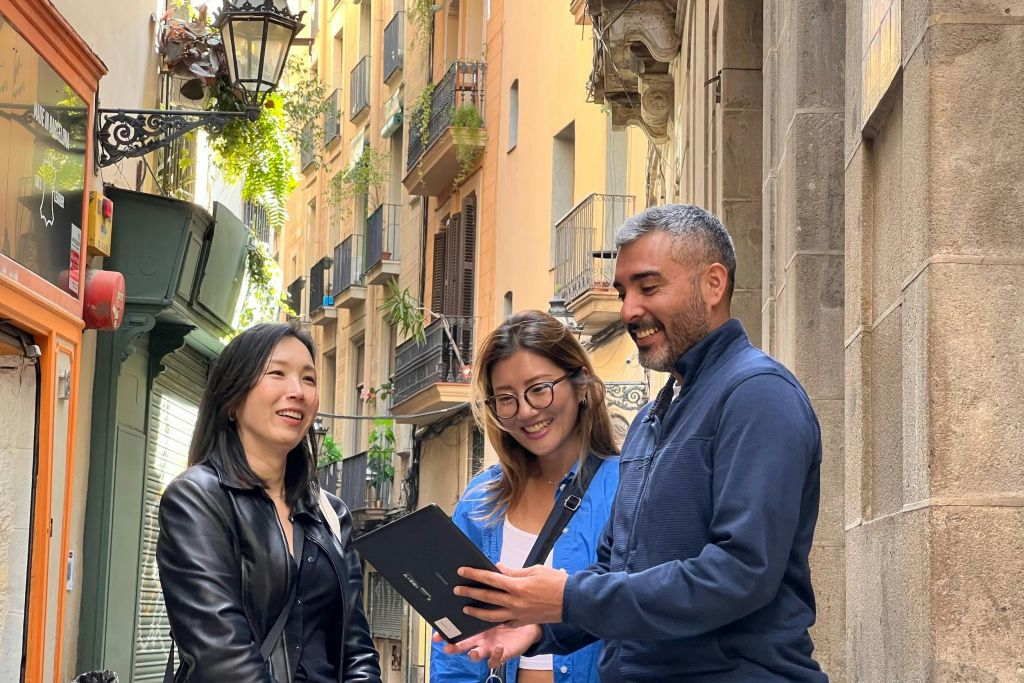 Barcelona: Gothic Quarter Walking Tour