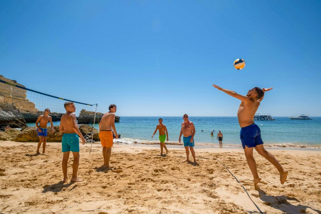 Albufeira: Guided Sightseeing Cruise with BBQ Lunch