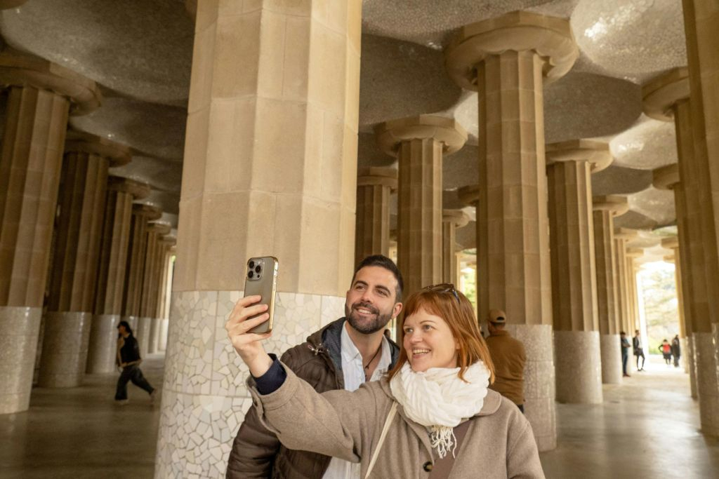 Sagrada Familia, Parco Güell e Casa Milà: Tour guidato + trasferimento privato
