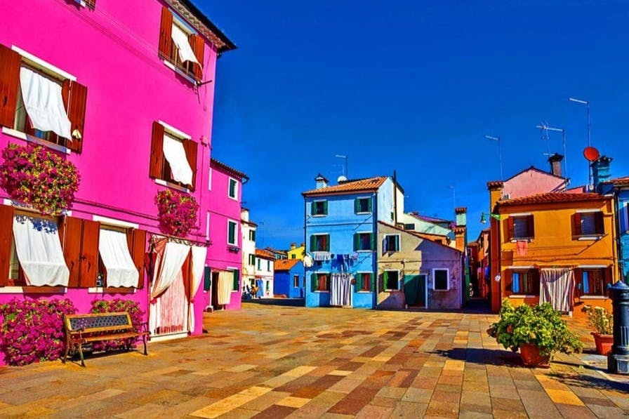 Murano, Burano e Torcello: tour guidato in barca d'epoca veneziana
