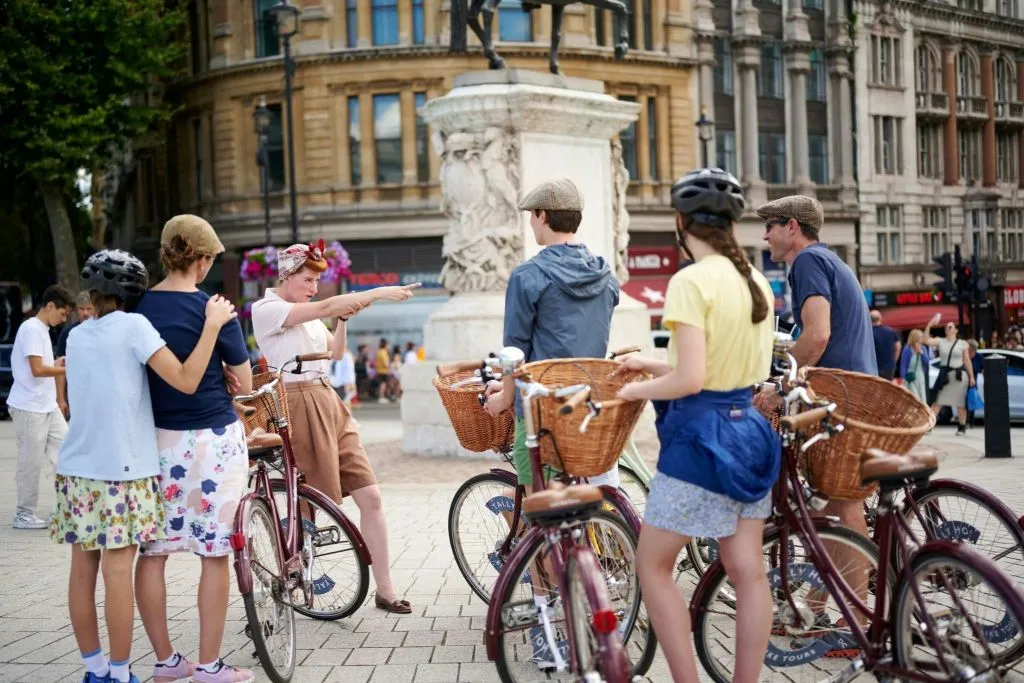 London: Private Family Bike Tour