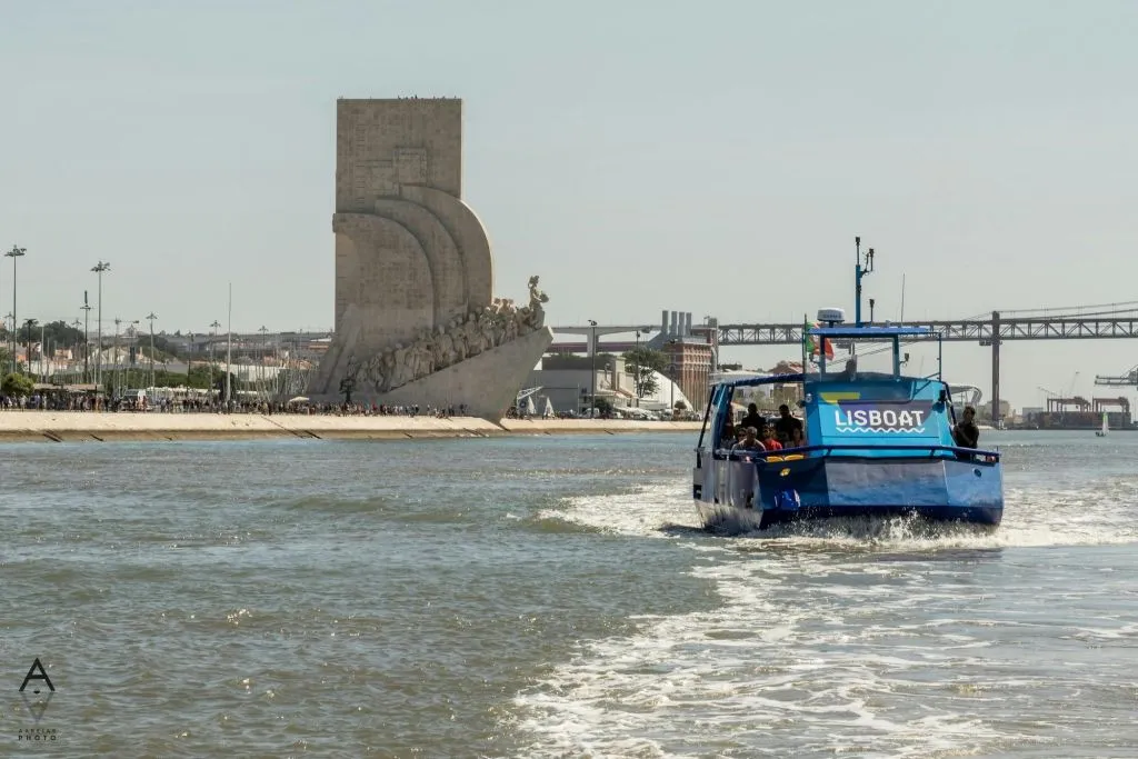 Lisbon: Expert Hop-On Hop-Off Tour + Audio Guide