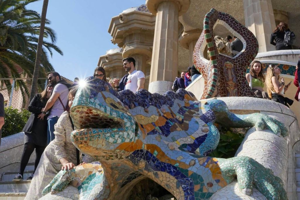 Park Güell & Sagrada Familia: Fast Track Ticket + Guided Tour