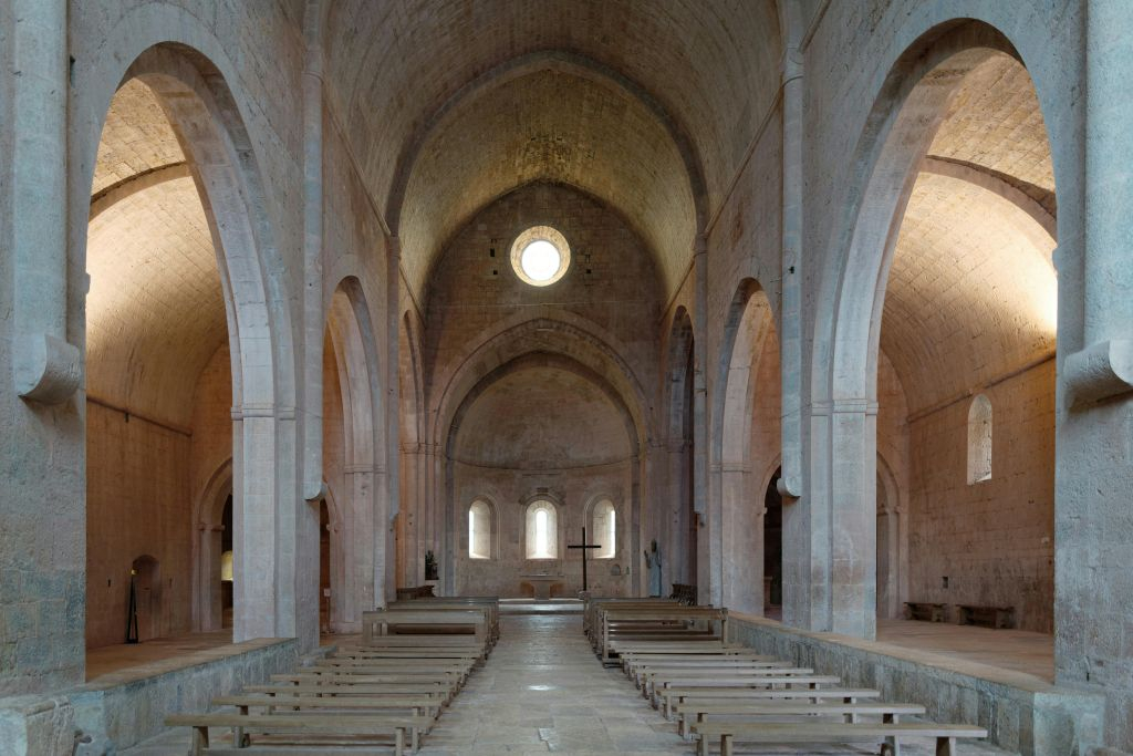 Montserrat Mountain Card: Train from Barcelona + Rack Railway + Moreneta Access